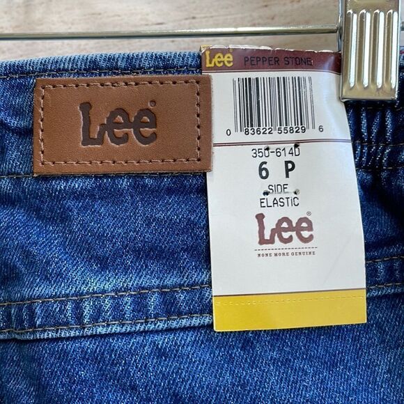 VINTAGE NEW WITH TAGS LEE SIDE ELASTIC JEANS - Picture 8 of 8